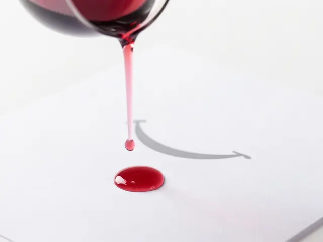 Bílá dieta při bělení zubů: Co smíte jíst a co vynechat